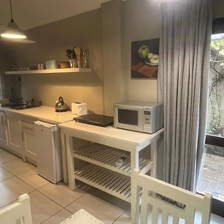 By The Way Guesthouse 클라렌스 외부 사진