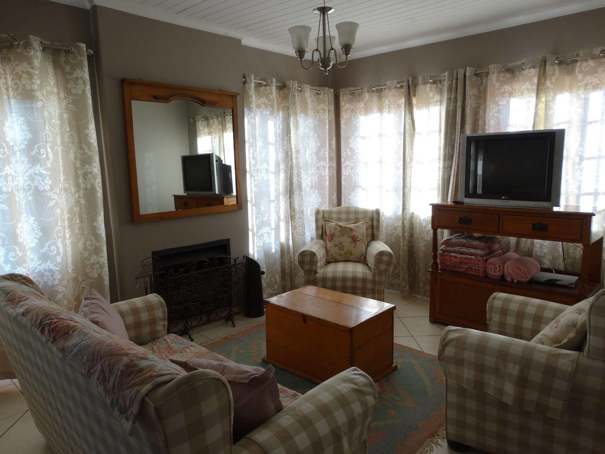 By The Way Guesthouse 클라렌스 외부 사진
